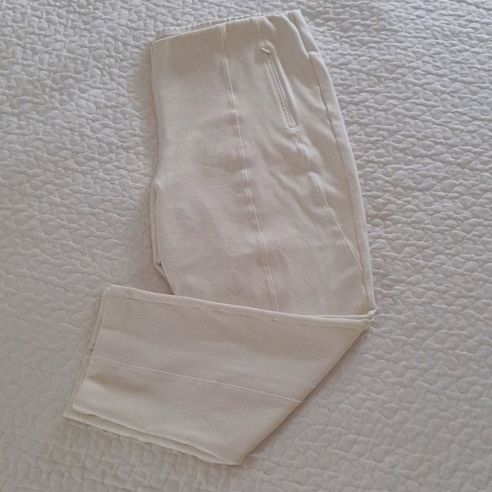 Chicos So Slimming Ivory pants